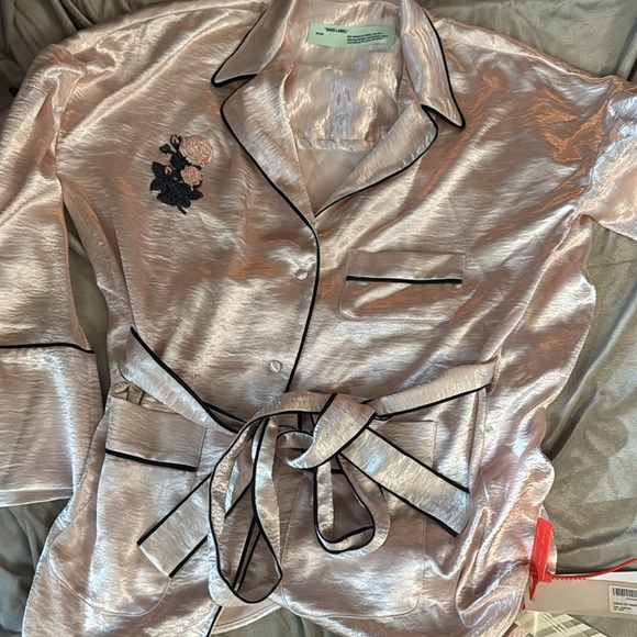 Off-White x FWRD Satin Crepe Floral Embroidered Pajama Set Large NWT2800$ - Picture 17 of 17